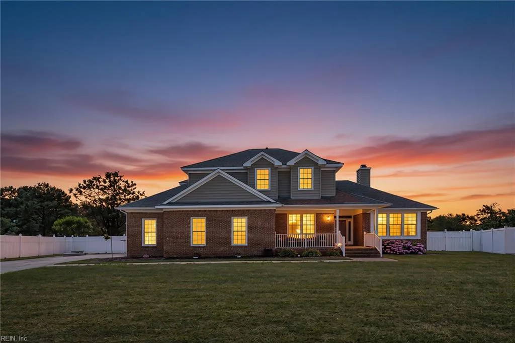 1302 Sasparilla CT, Chesapeake — 4 bed Residential, 2,494 sqft