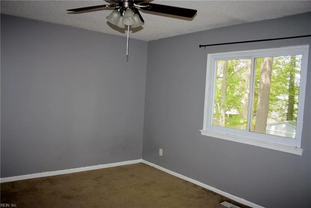 1429 Bridle Creek BLVD, VIRGINIABEACH VA 23464 - Photo 5