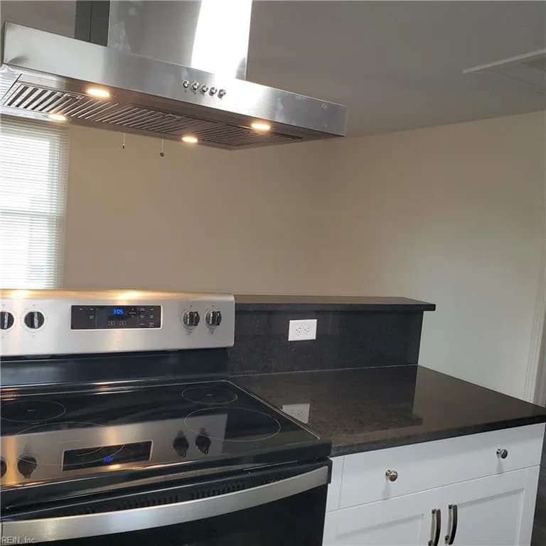 1444 W 41st ST #2A, NORFOLK VA 23508 - Photo 5