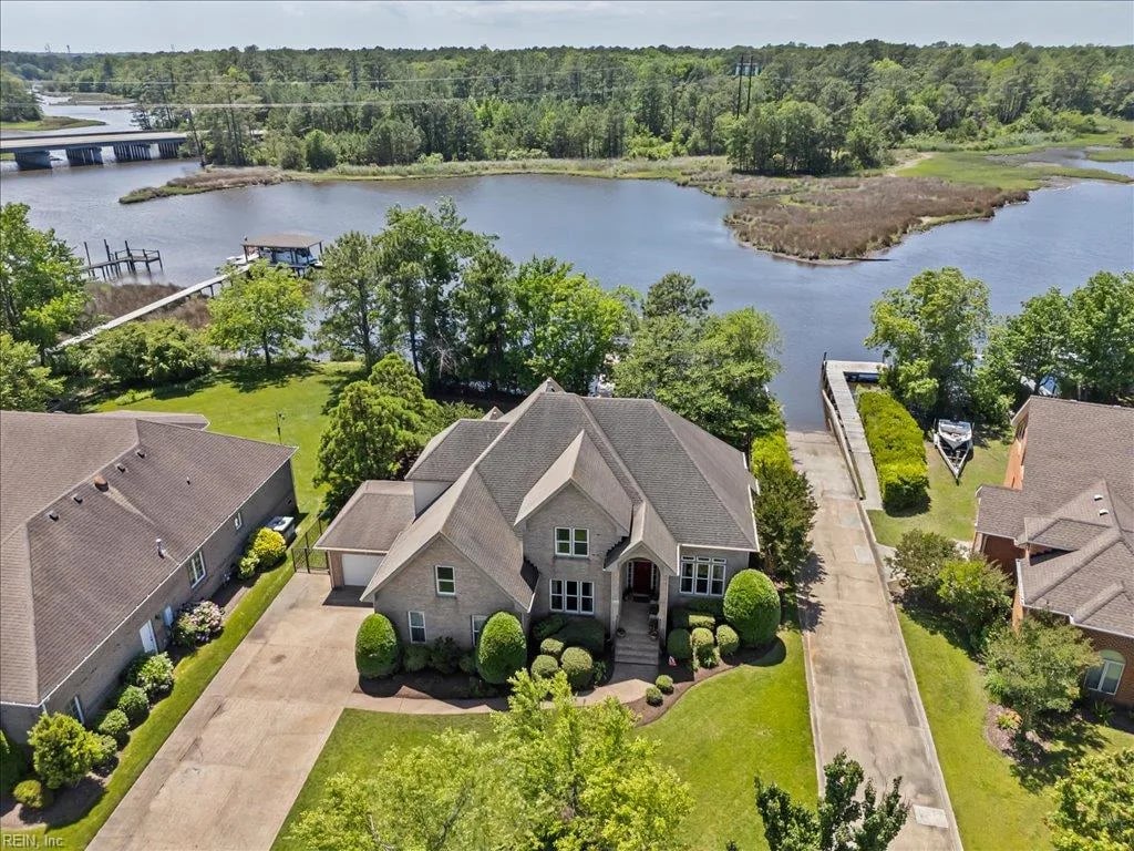 404 Bracey WAY, Chesapeake — 5 bed Residential, 3,167 sqft