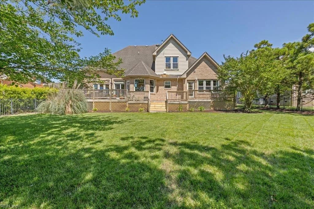 404 Bracey WAY, CHESAPEAKE VA 23323 - Photo 5