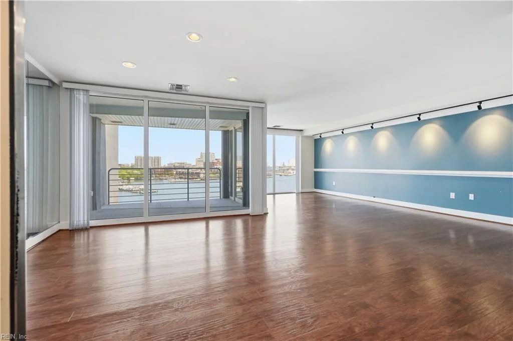 40 Rader ST #505, NORFOLK VA 23510 - Photo 4