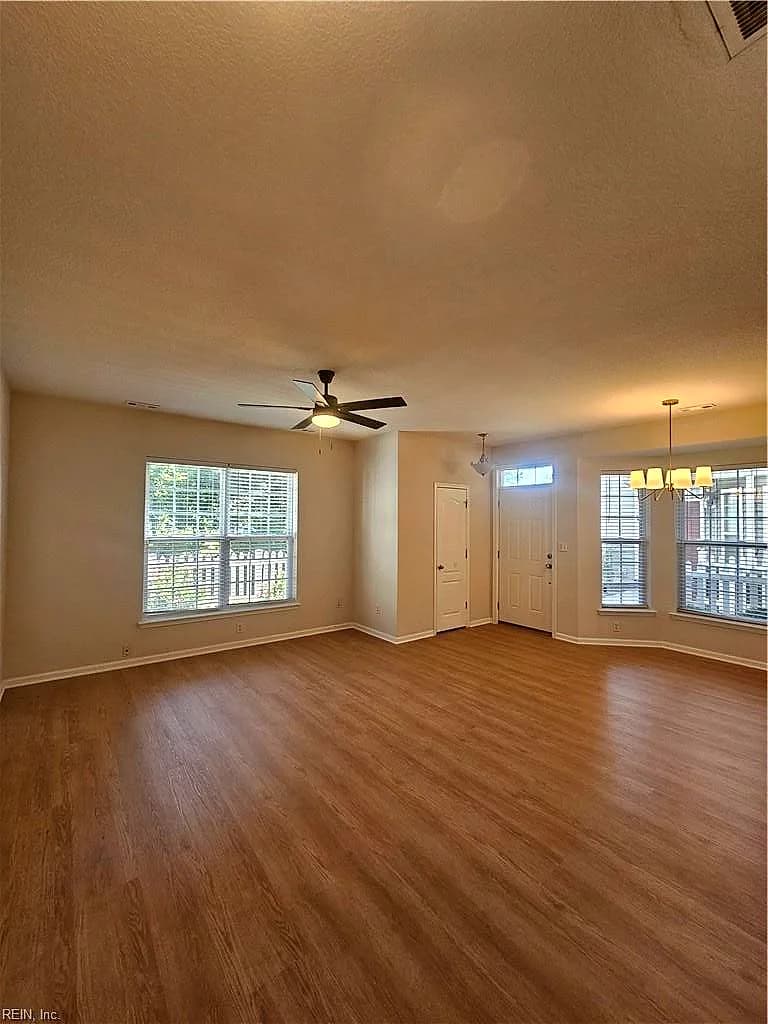 604 Teton CIR, SUFFOLK VA 23435 - Photo 4