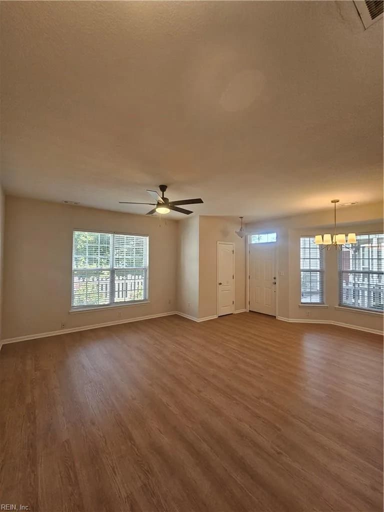 604 Teton CIR, SUFFOLK VA 23435 - Photo 5