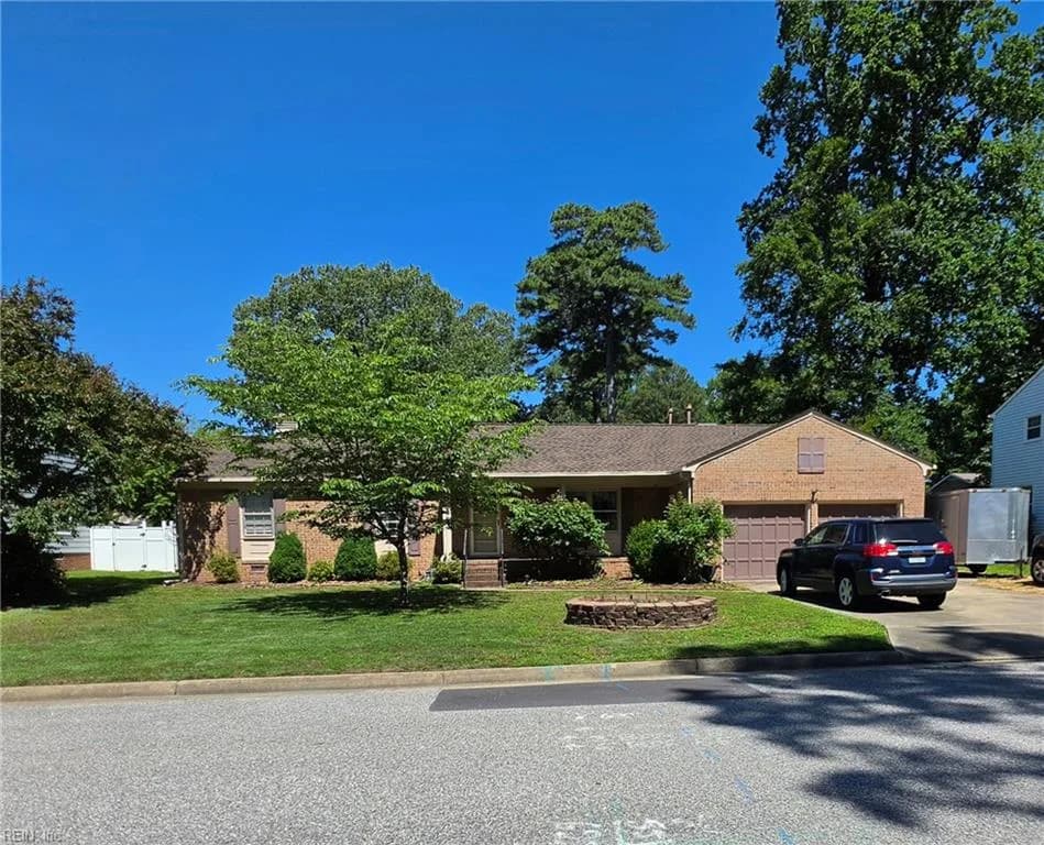 87 Waterview DR, NEWPORTNEWS VA 23608 - Photo 2
