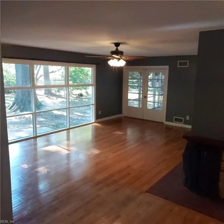 7 Conway RD, NEWPORTNEWS VA 23606 - Photo 3