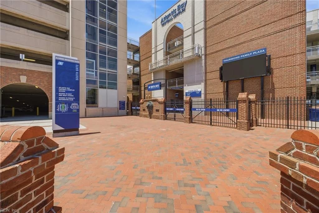 856 W 43rd ST, NORFOLK VA 23508 - Photo 5