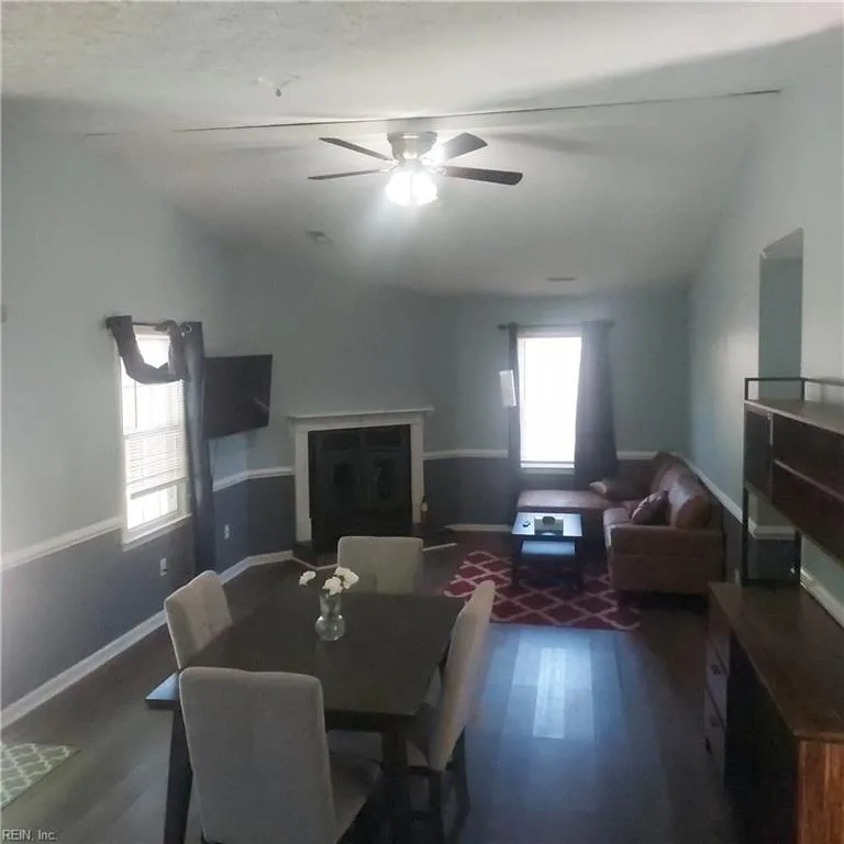 75 Sanlun Lakes DR, HAMPTON VA 23666 - Photo 5