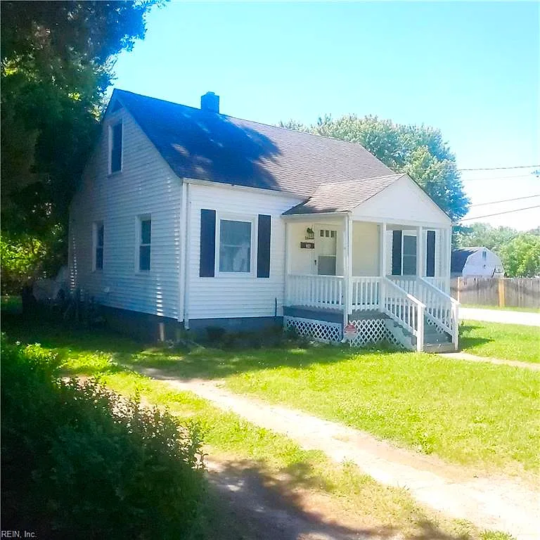 34 Westover ST, Hampton — 3 bed Residential, 1,200 sqft