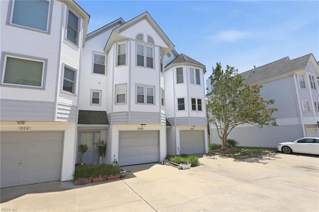 802 Baltic WALK, VIRGINIABEACH VA 23451 - Photo 4