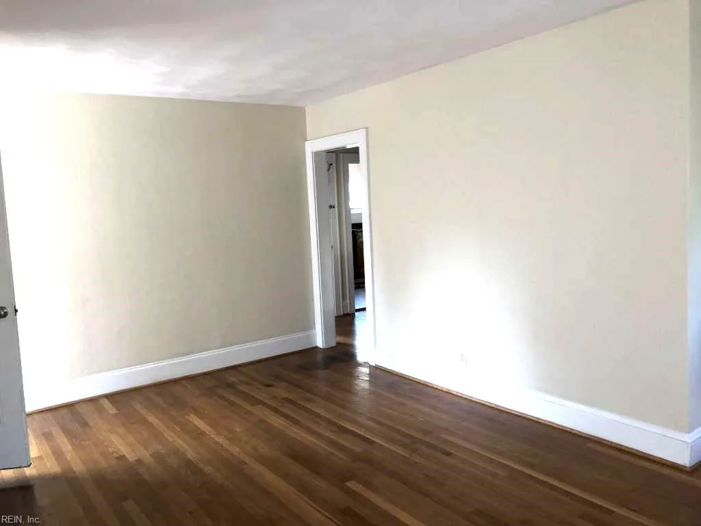 1601 Longwood DR, NORFOLK VA 23508 - Photo 5