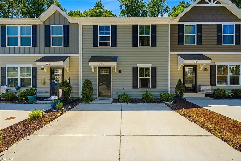 404 Lakeview CV, SMITHFIELD VA 23430 - Photo 4