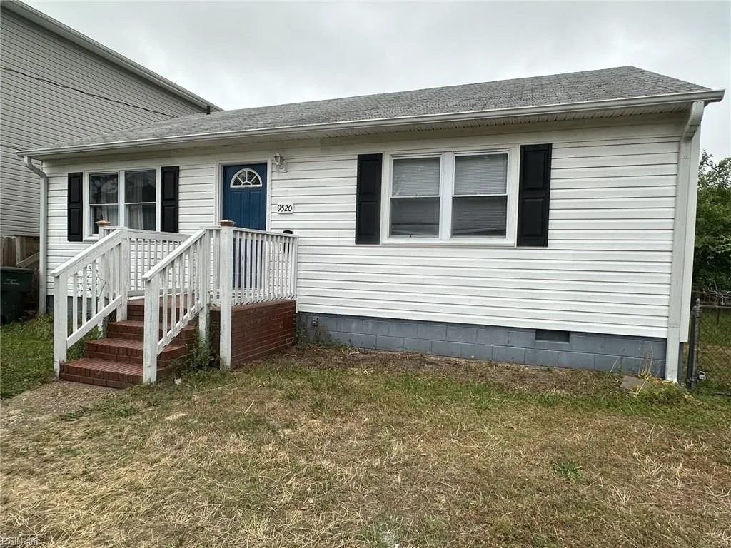 9520 Warwick AVE, NORFOLK VA 23503