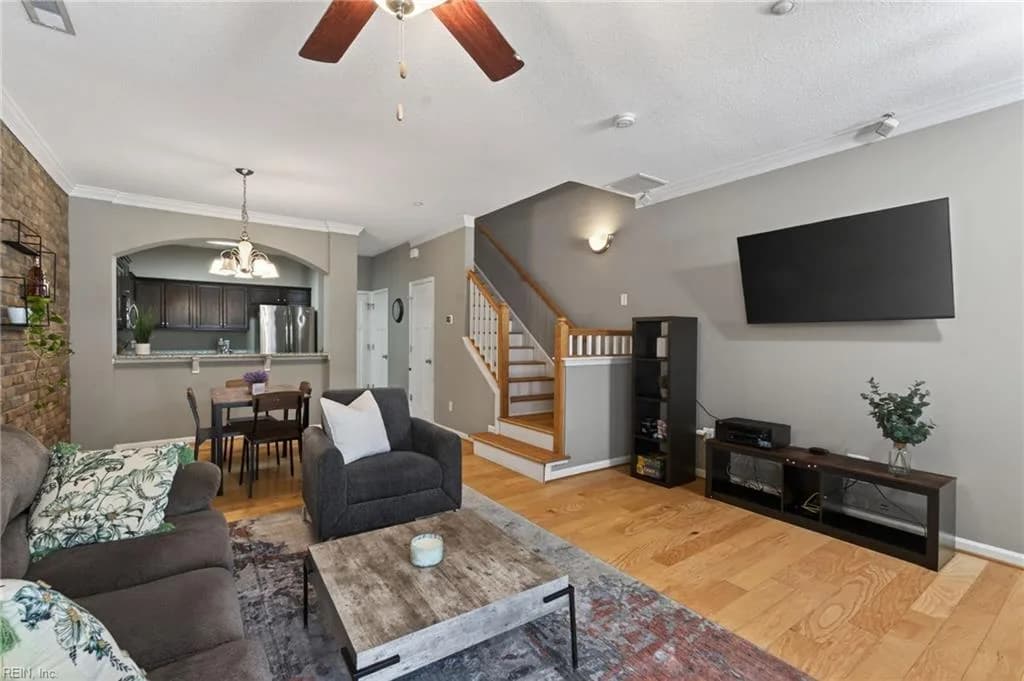 8175 Captains WAY, NORFOLK VA 23518 - Photo 4