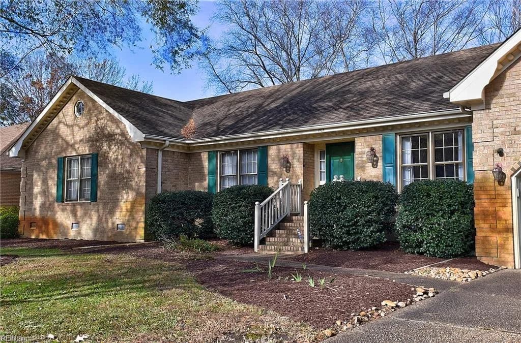 1924 Grayfalcon DR, NORFOLK VA 23518 - Photo 3