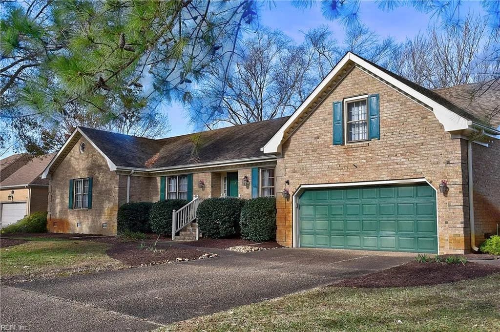 1924 Grayfalcon DR, NORFOLK VA 23518 - Photo 4