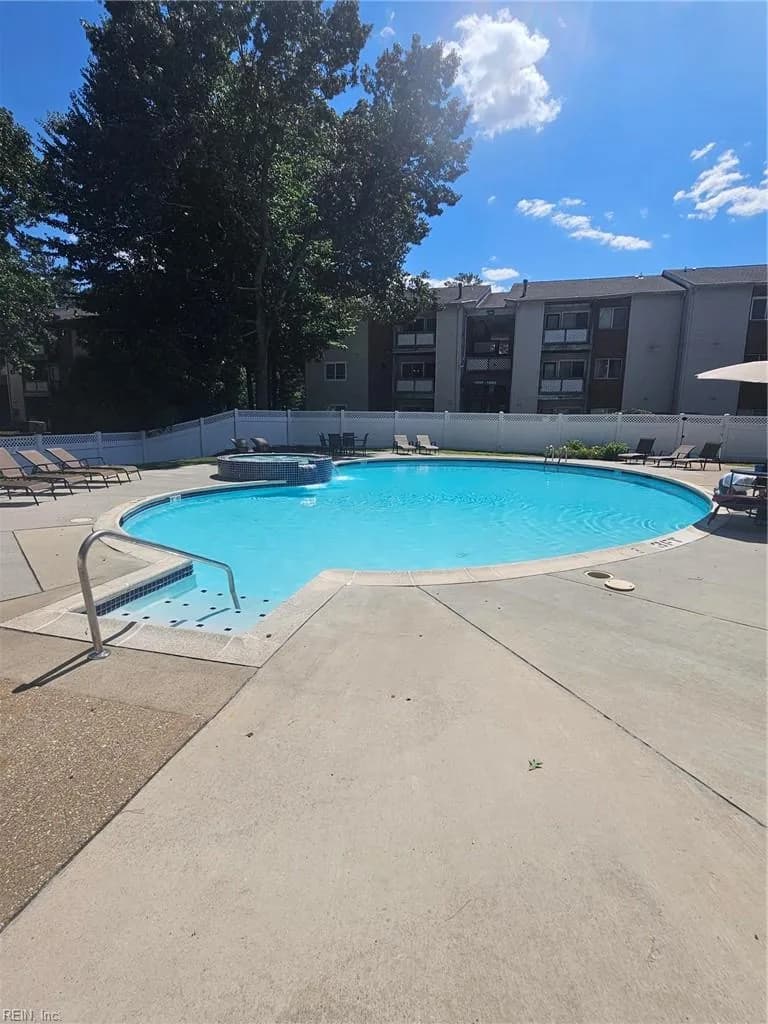 804 Newday CT, NEWPORTNEWS VA 23602 - Photo 5