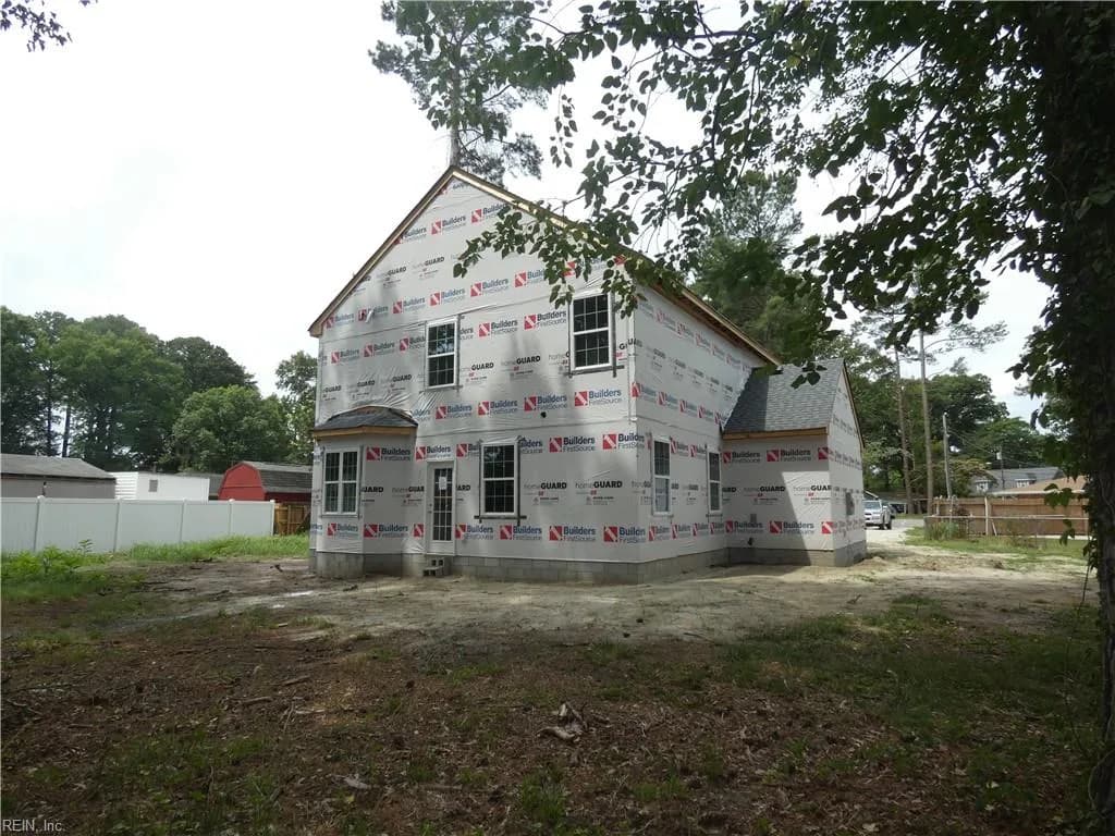 4314 Emporia CT, CHESAPEAKE VA 23325 - Photo 3