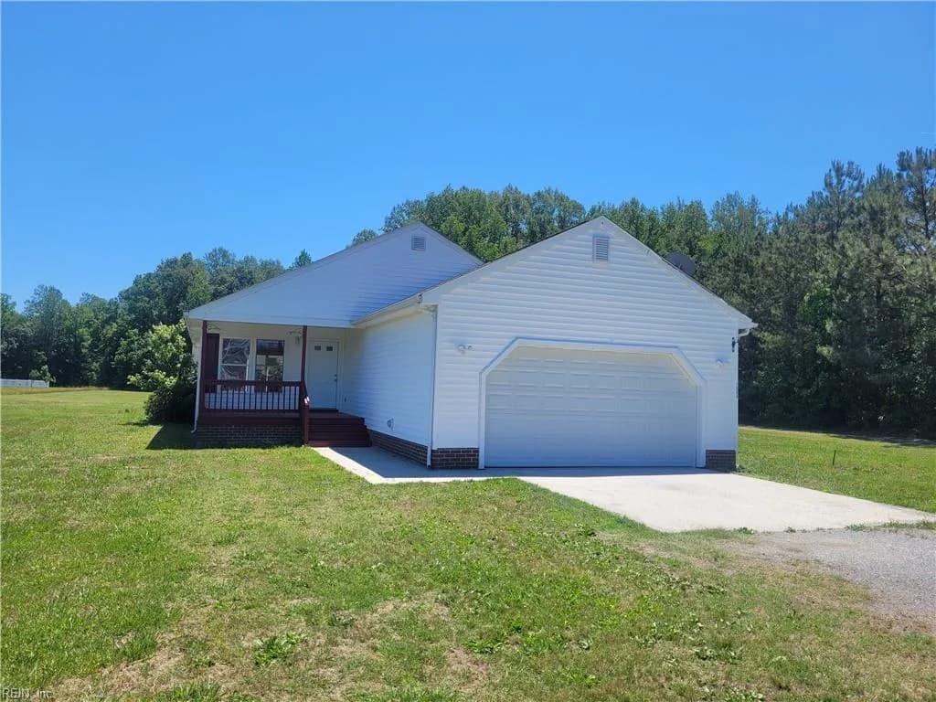 1564 Windsor RD, DUTTON VA 23050 - Photo 2