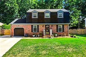 318 Williamsburg CT, NEWPORT NEWS VA 23606