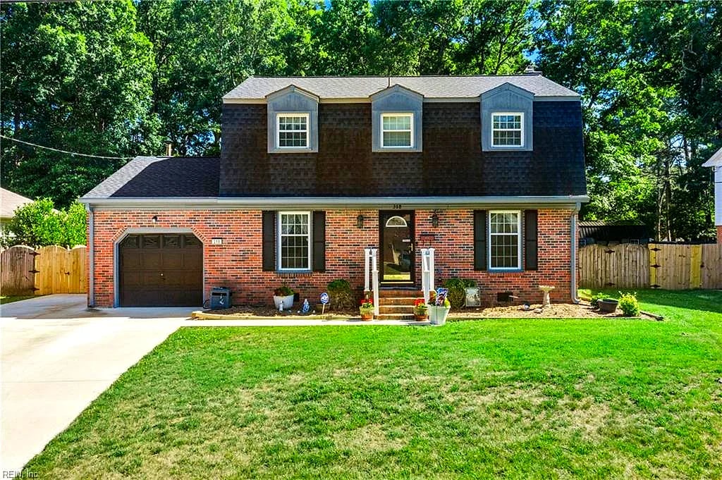318 Williamsburg CT, NEWPORT NEWS VA 23606