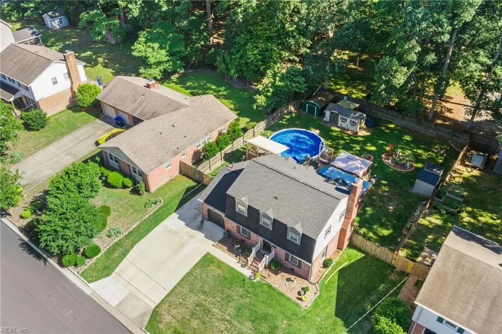 318 Williamsburg CT, NEWPORTNEWS VA 23606 - Photo 3