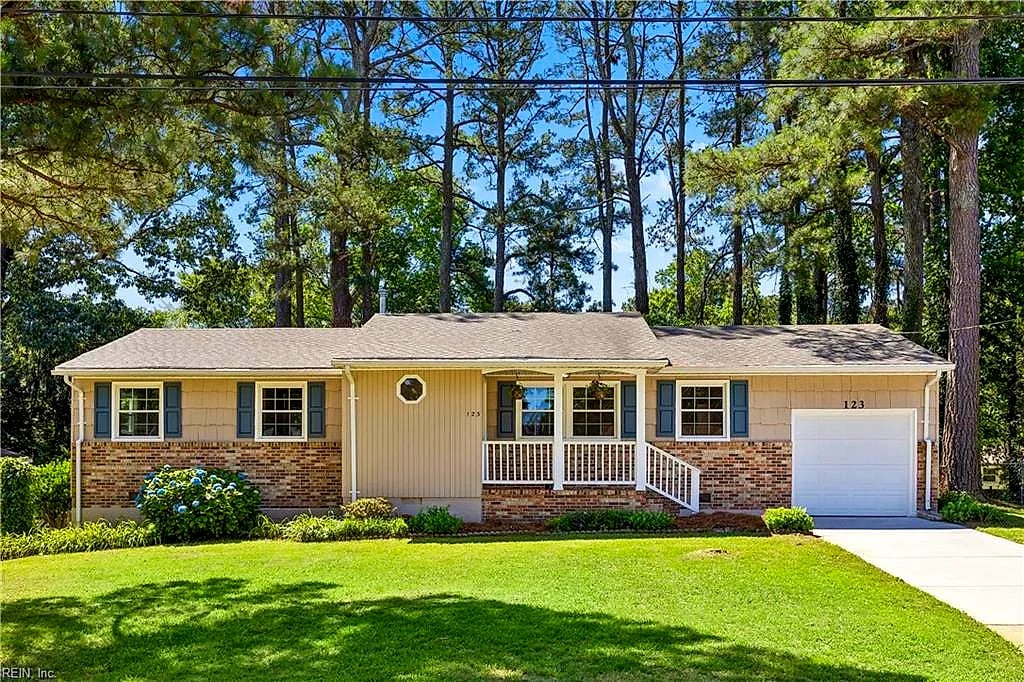123 Olin DR, Newport News — 3 bed Residential, 1,212 sqft