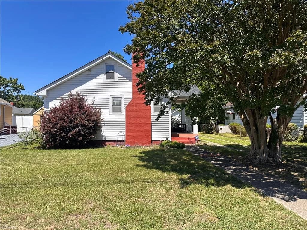 376 Sampson AVE, HAMPTON VA 23661 - Photo 2