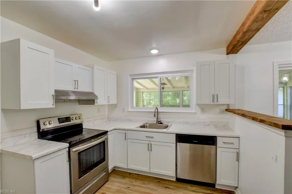 3829 Silina DR, VIRGINIABEACH VA 23452 - Photo 5