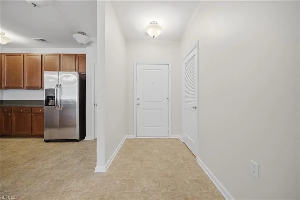 2424 Chancery LN #303, CHESAPEAKE VA 23321 - Photo 4