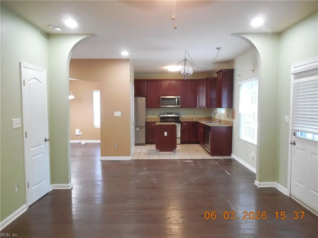 2537 McKann AVE, NORFOLK VA 23509 - Photo 4