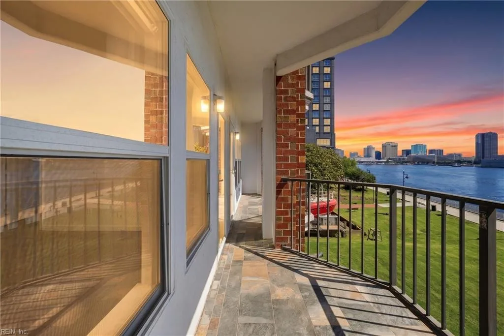 475 Water ST #302, PORTSMOUTH VA 23704 - Photo 2