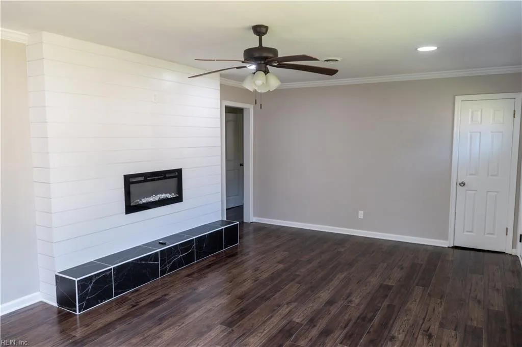 7410 Major AVE, NORFOLK VA 23505 - Photo 3