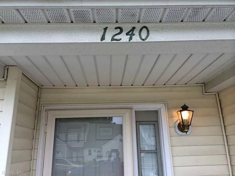 1240 Basswood CT, CHESAPEAKE VA 23320 - Photo 3