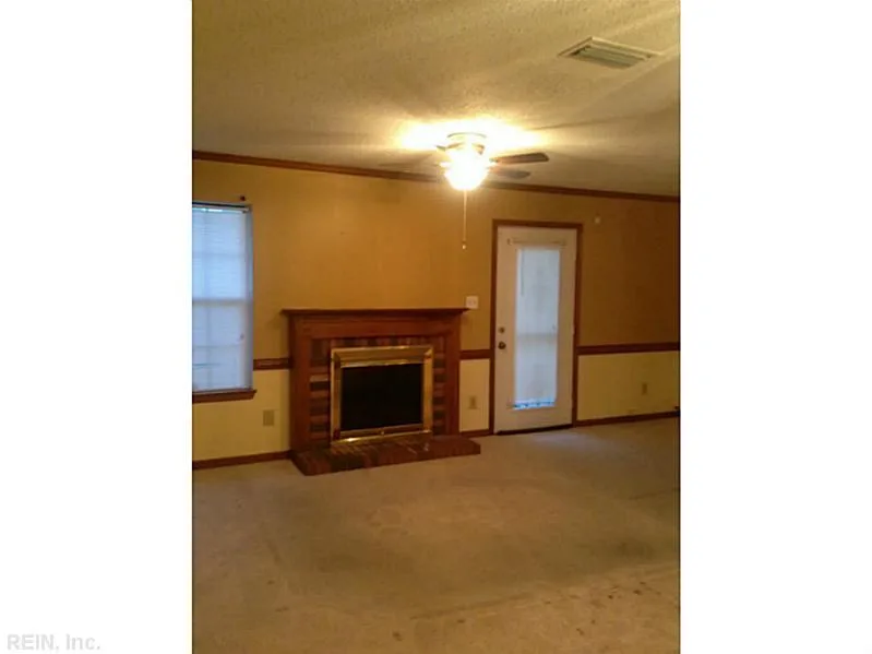 1240 Basswood CT, CHESAPEAKE VA 23320 - Photo 4