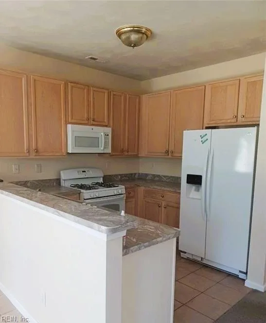 2229 Bizzone CIR, VIRGINIABEACH VA 23464 - Photo 4