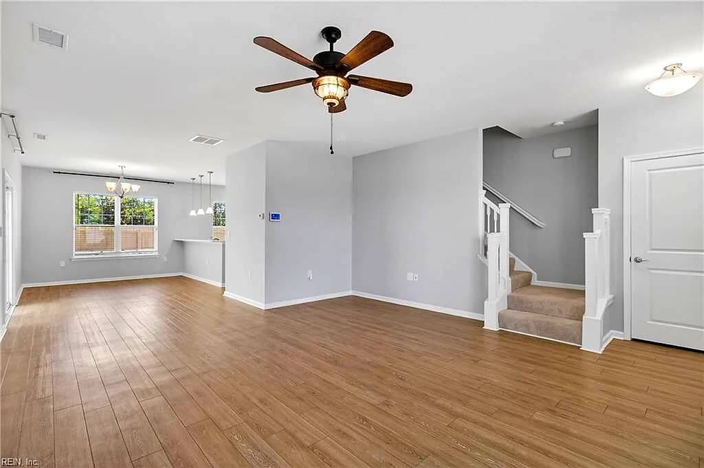 1915 Dobson CT, CHESAPEAKE VA 23322 - Photo 5