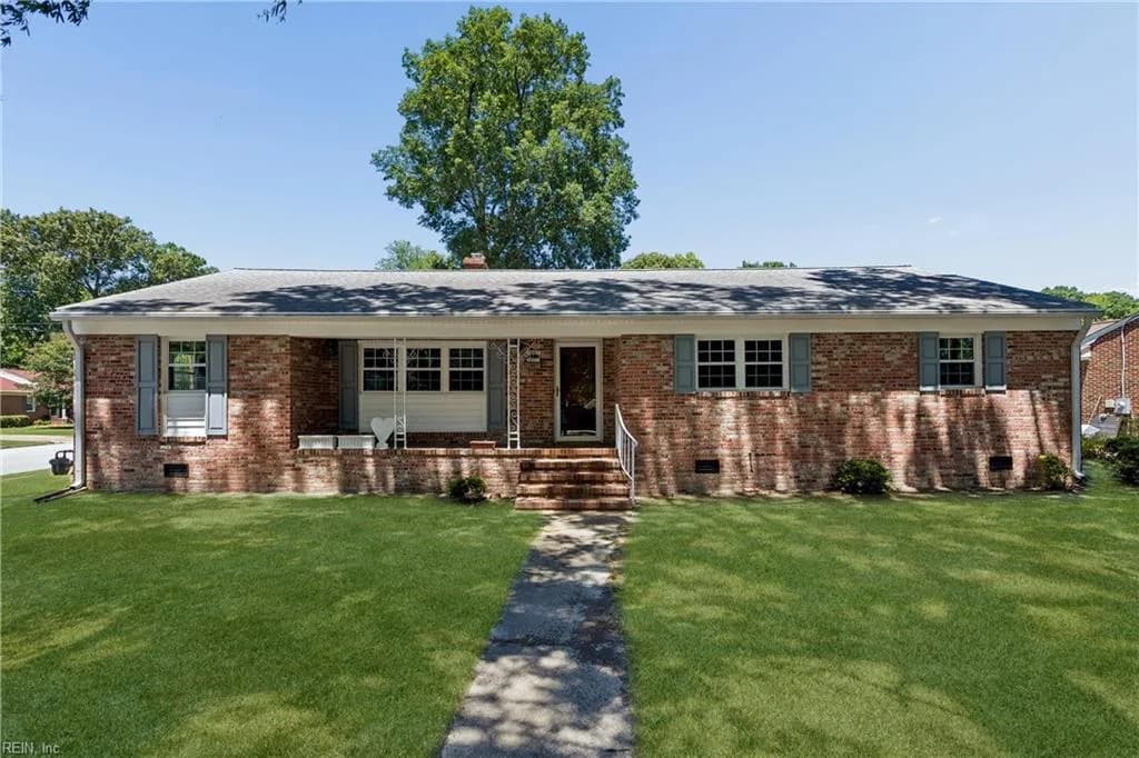 1667 Neptune DR, HAMPTON VA 23669 - Photo 2