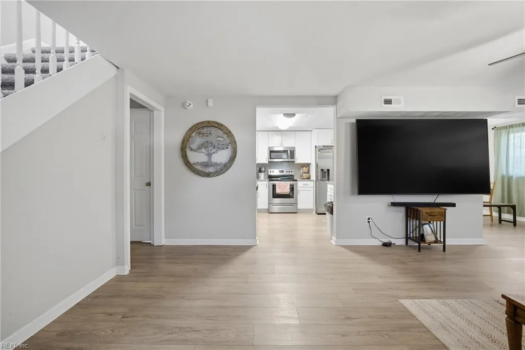 2025 Nickerson BLVD, HAMPTON VA 23663 - Photo 5