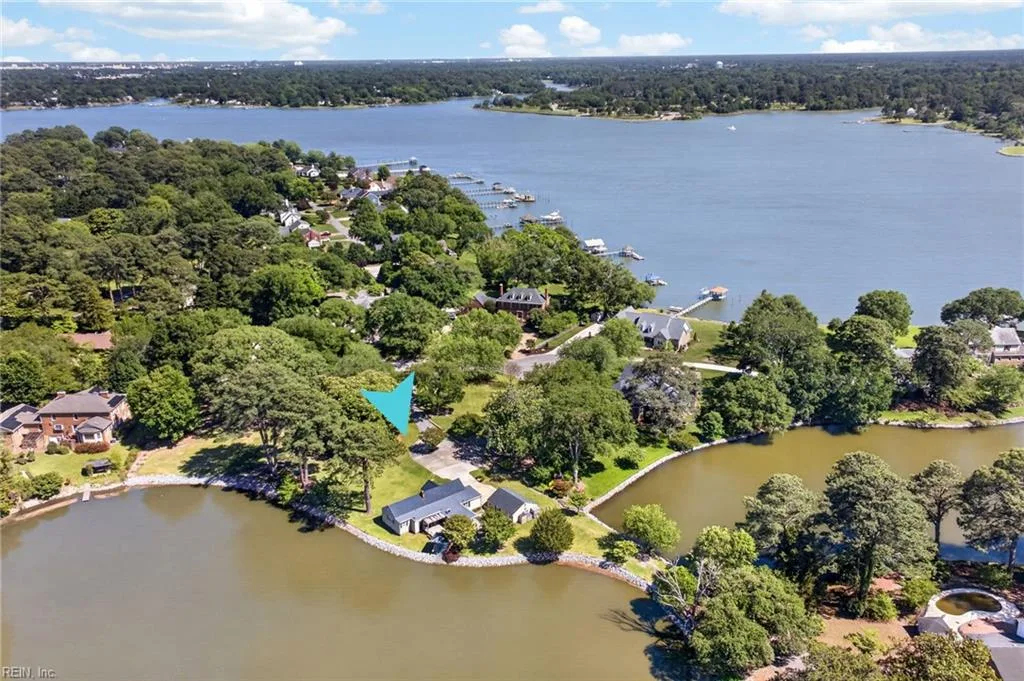 2904 Tanbark LN, PORTSMOUTH VA 23703