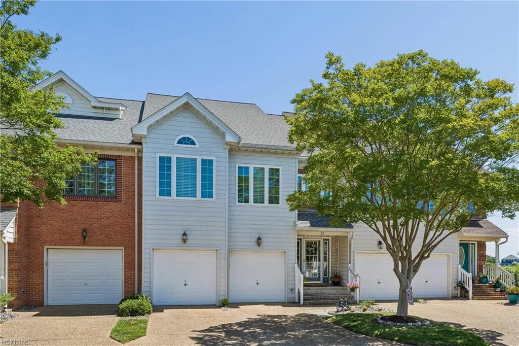 23 Mizzen CIR, HAMPTON VA 23664