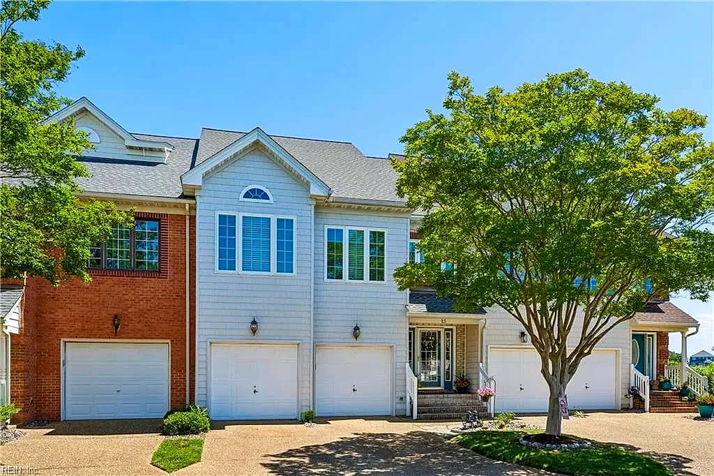 23 Mizzen CIR, HAMPTON VA 23664 - Photo 2