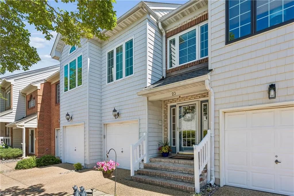 23 Mizzen CIR, HAMPTON VA 23664 - Photo 3