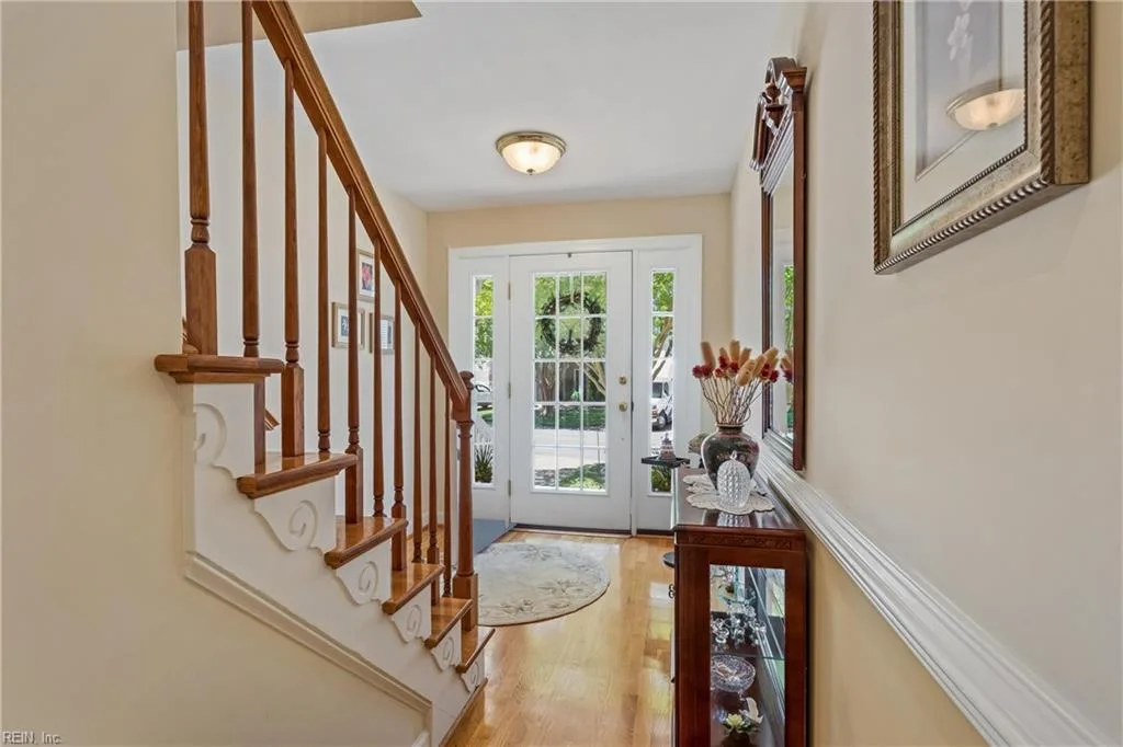 23 Mizzen CIR, HAMPTON VA 23664 - Photo 5