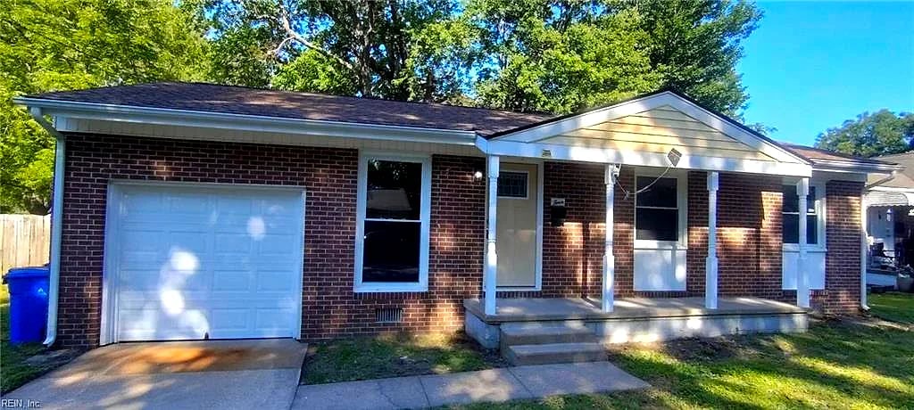 4 Sampson PL, Portsmouth — 3 bed Residential, 1,215 sqft