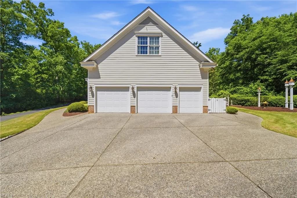 3151 Windy Branch DR, TOANO VA 23168 - Photo 3