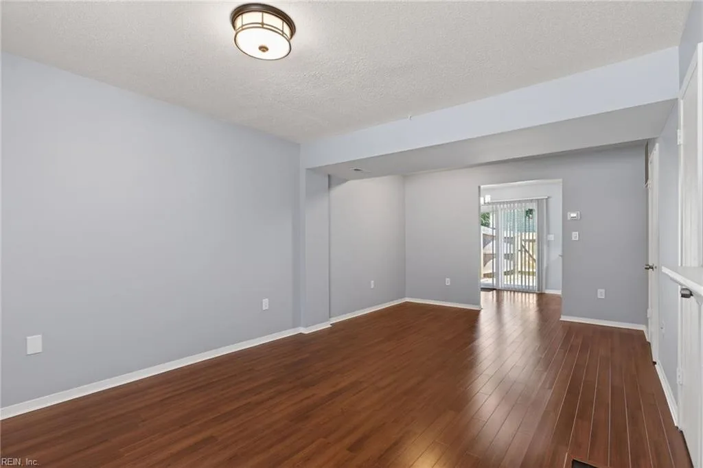 12791 Tahiska LN, NEWPORTNEWS VA 23602 - Photo 4