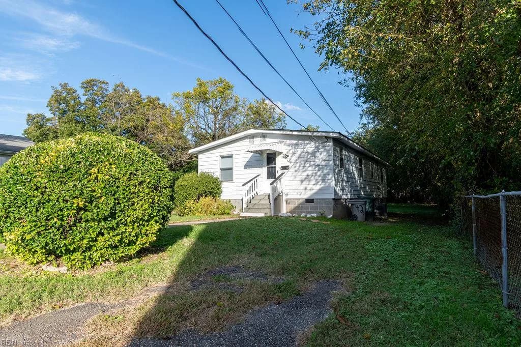 42 Fulton ST, HAMPTON VA 23663 - Photo 4