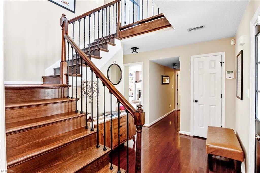 4 Mullins CT, HAMPTON VA 23666 - Photo 3