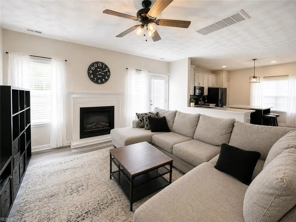 1965 Mill Creek DR, VIRGINIABEACH VA 23456 - Photo 5